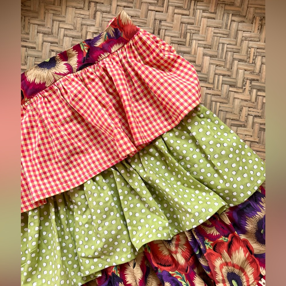 VINTAGE COTTAGE-CORE RUFFLED TIERED HAND-MADE BOHO APRON - COASTAL GRANDMA VIBE - Picture 10 of 10